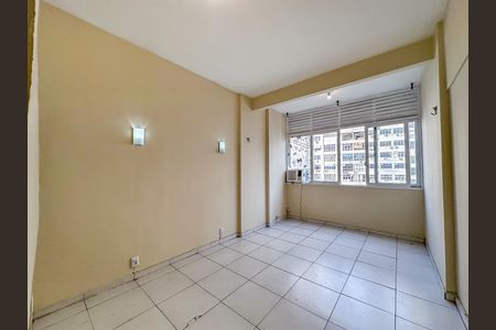 Kitnet/Studio para alugar com 1 quarto, 30m² em Centro, Rio de Janeiro