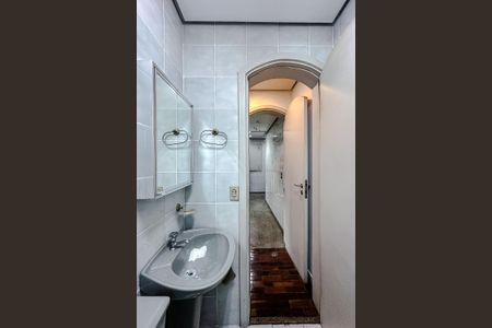 Apartamento à venda com 253m², 4 quartos e 3 vagasBanheiro de serviço