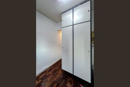 Apartamento à venda com 253m², 4 quartos e 3 vagasQuarto de Serviço