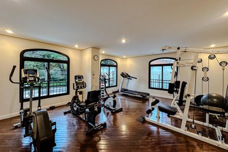 Apartamento à venda com 253m², 4 quartos e 3 vagasÁrea comum - Academia
