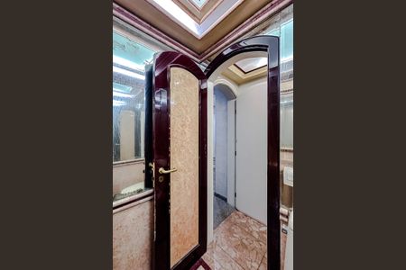 Apartamento à venda com 253m², 4 quartos e 3 vagasLavabo