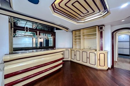 Apartamento à venda com 253m², 4 quartos e 3 vagasSala