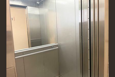 Apartamento à venda com 70m², 3 quartos e 2 vagasElevador