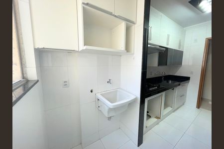 Apartamento à venda com 70m², 3 quartos e 2 vagasÁrea de serviço