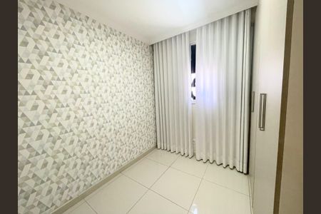 Apartamento à venda com 70m², 3 quartos e 2 vagasQuarto 1