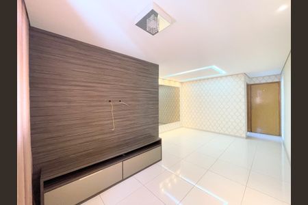 Sala de apartamento à venda com 3 quartos, 70m² em Planalto, Belo Horizonte