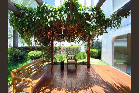 Apartamento para alugar com 83m², 2 quartos e 1 vagaPergolado entrada