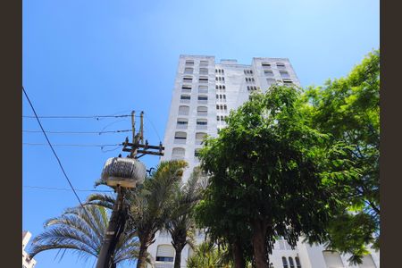 Apartamento para alugar com 83m², 2 quartos e 1 vagaFachada 