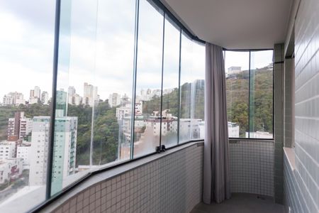 Apartamento à venda com 210m², 3 quartos e 2 vagasvaranda  da suite 