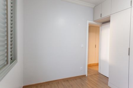 Apartamento à venda com 210m², 3 quartos e 2 vagasquarto 2