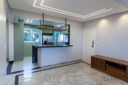 Apartamento à venda com 210m², 3 quartos e 2 vagassala