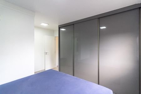 Apartamento à venda com 81m², 3 quartos e 2 vagas Apartamento à venda com 81m², 3 quartos e 2 vagasQuarto 3 - Suíte