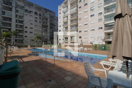 Apartamento à venda com 81m², 3 quartos e 2 vagas Apartamento à venda com 81m², 3 quartos e 2 vagasPiscina