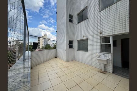 Apartamento para alugar com 4 quartos, 190m² em União, Belo Horizonte