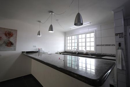 Casa para alugar com 225m², 3 quartos e 4 vagasCozinha