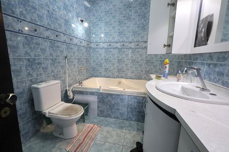 Casa para alugar com 225m², 3 quartos e 4 vagasBanheiro Suíte