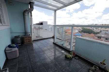 Casa para alugar com 225m², 3 quartos e 4 vagasVaranda