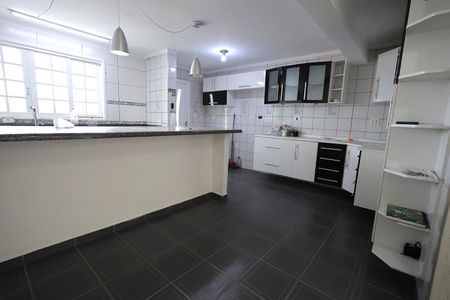 Casa para alugar com 225m², 3 quartos e 4 vagasCozinha