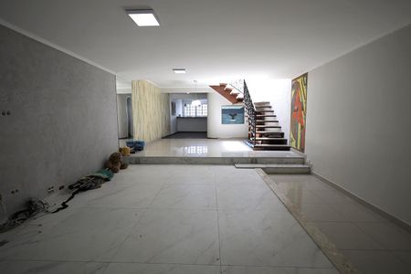 Sala de casa para alugar com 3 quartos, 225m² em Parque Novo Oratório, Santo André