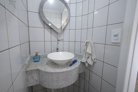 Casa para alugar com 225m², 3 quartos e 4 vagasBanheiro 1