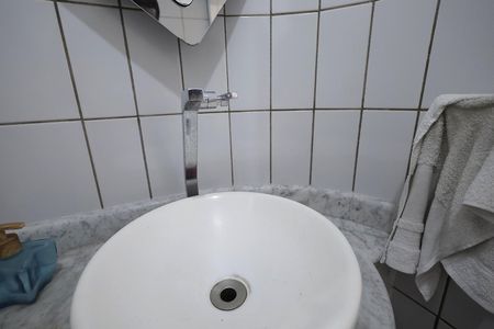 Casa para alugar com 225m², 3 quartos e 4 vagasBanheiro 1