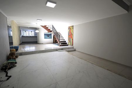 Casa para alugar com 225m², 3 quartos e 4 vagasSala