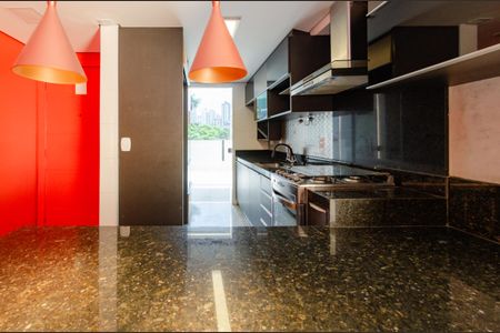 Apartamento à venda com 219m², 2 quartos e 2 vagasCozinha