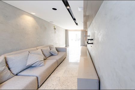 Apartamento à venda com 219m², 2 quartos e 2 vagasSala