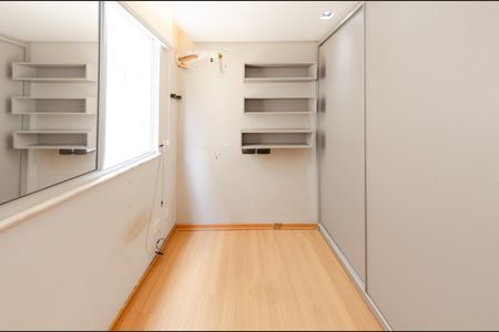 Apartamento à venda com 219m², 2 quartos e 2 vagasSemi-suíte