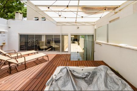 Apartamento à venda com 219m², 2 quartos e 2 vagasÁrea privativa