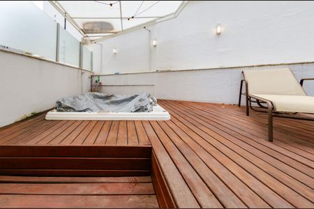 Apartamento à venda com 219m², 2 quartos e 2 vagasÁrea privativa