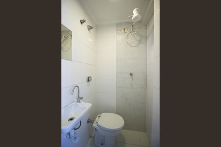 Apartamento para alugar com 65m², 2 quartos e 1 vaga Apartamento para alugar com 65m², 2 quartos e 1 vagaBanheiro de serviço
