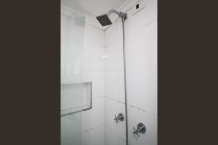 Apartamento para alugar com 65m², 2 quartos e 1 vaga Apartamento para alugar com 65m², 2 quartos e 1 vagaBanheiro