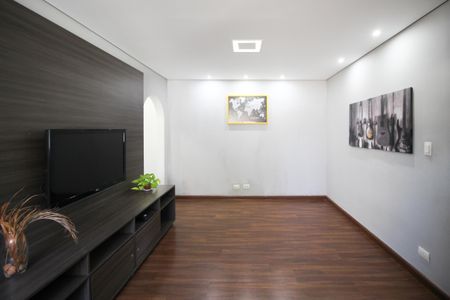 Apartamento para alugar com 65m², 2 quartos e 1 vaga Apartamento para alugar com 65m², 2 quartos e 1 vagaSala