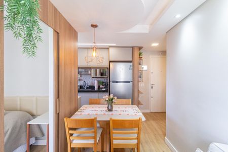 Sala de apartamento à venda com 2 quartos, 34m² em Presidente Altino, Osasco