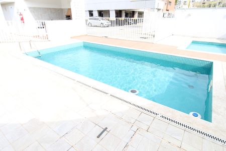 Apartamento para alugar com 52m², 2 quartos e 1 vagaÁrea comum - Piscina