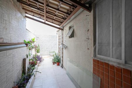 Apartamento à venda com 115m², 2 quartos e 1 vagaÁrea privativa