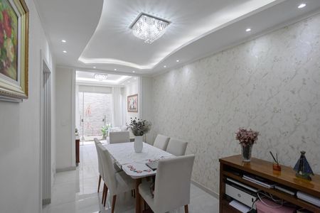 Apartamento à venda com 115m², 2 quartos e 1 vagaSala