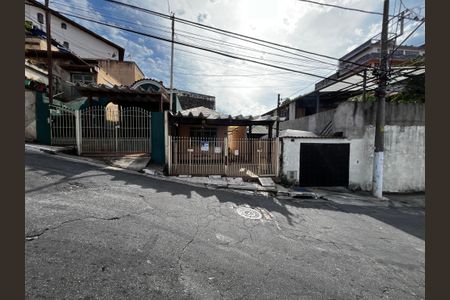 Casa à venda com 125m², 3 quartos e 2 vagas Casa à venda com 125m², 3 quartos e 2 vagasFachada/Placa