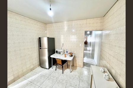 Casa à venda com 125m², 3 quartos e 2 vagas Casa à venda com 125m², 3 quartos e 2 vagasCozinha