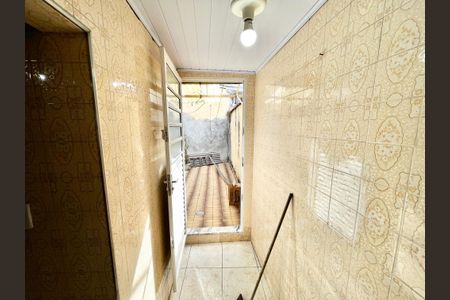 Casa à venda com 125m², 3 quartos e 2 vagas Casa à venda com 125m², 3 quartos e 2 vagasCorredor