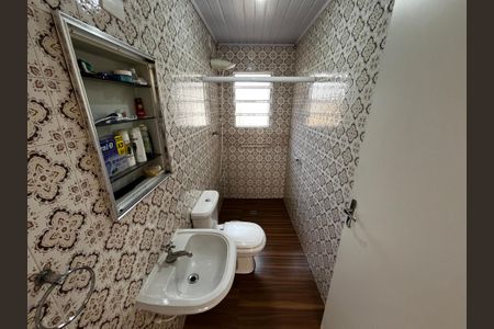 Casa à venda com 125m², 3 quartos e 2 vagas Casa à venda com 125m², 3 quartos e 2 vagasBanheiro