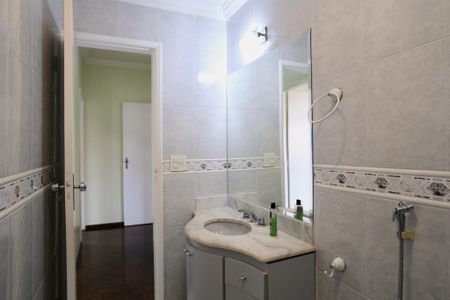 Apartamento à venda com 120m², 3 quartos e 2 vagasBanheiro