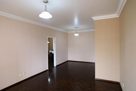 Apartamento à venda com 120m², 3 quartos e 2 vagasSala