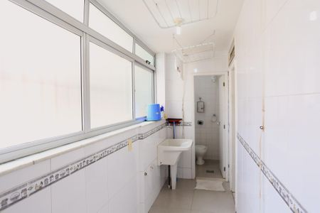 Apartamento à venda com 120m², 3 quartos e 2 vagasCozinha e Área de Serviço