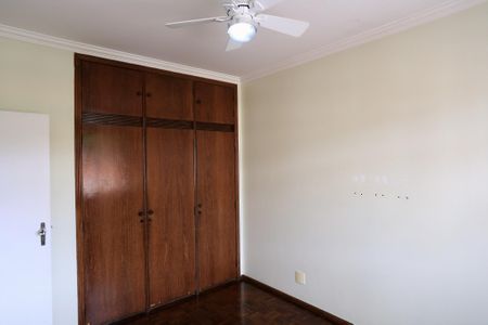 Apartamento à venda com 120m², 3 quartos e 2 vagasQuarto