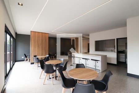 Apartamento para alugar com 37m², 1 quarto e 1 vaga Apartamento para alugar com 37m², 1 quarto e 1 vagaÁrea comum - Salão de festas