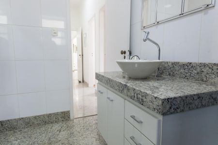 Apartamento à venda com 114m², 3 quartos e 1 vagaBanheiro Social