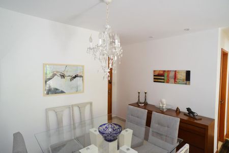 Sala de apartamento à venda com 2 quartos, 68m² em Barra da Tijuca, Rio de Janeiro