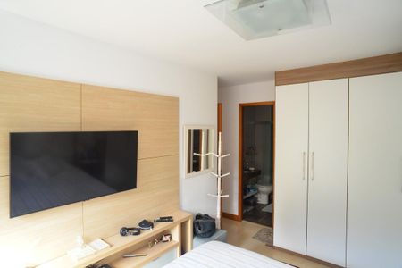 Apartamento à venda com 68m², 2 quartos e 2 vagasSuíte